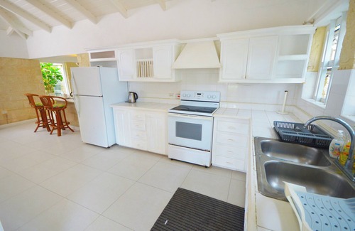 Long Bay House | South-easterly Sea view villa with pool