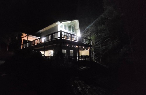 Bristol House | South Holston Retreat