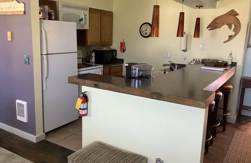 Hammond Hotel | South Jetty Inn