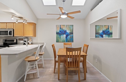 Desert Foothills Estates House | South Mountain Home in a Quiet Area - Trail Access Close By🏜🏌️♀️-⛳️