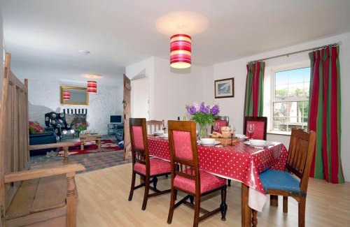 Nolton House | South Nolton Farmhouse-Qc1265