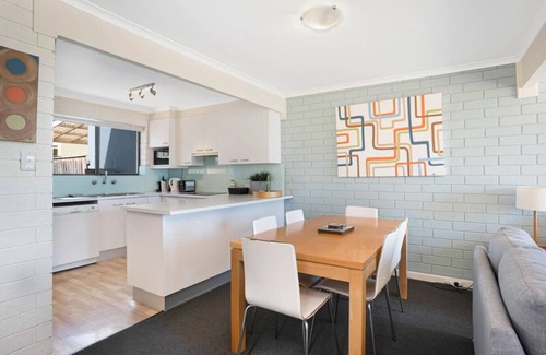 Port Elliot House | South Seas 1, Beachfront Villa , Walk everywhere