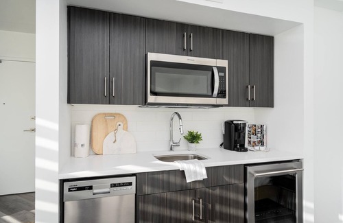 Fort Gary Apartment | South Wpg+Close to UM+30 UC Cozy & Compact Studio+Parking(500-30)