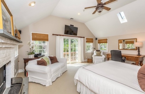 North Sea House | Southampton Bay Beach Community Family Vacation House