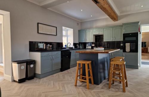 Winestead House | Southbarn - Spectacular Country Home