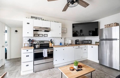 Rincon Heights House | Southern 4BR w/Yard – Bloom & Gather Outdoors!