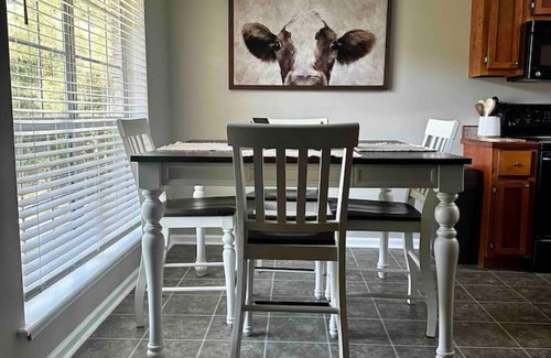 Leesville House | Southern Charm 3B/2B Brick home