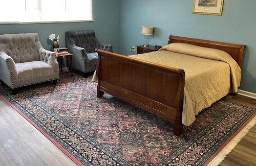Thomson Cabin | Southern Charm Cottage