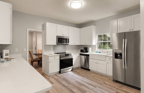 Saint Simons Island House | Southern Comfort Retreat | 5 Bed, 3 Bath