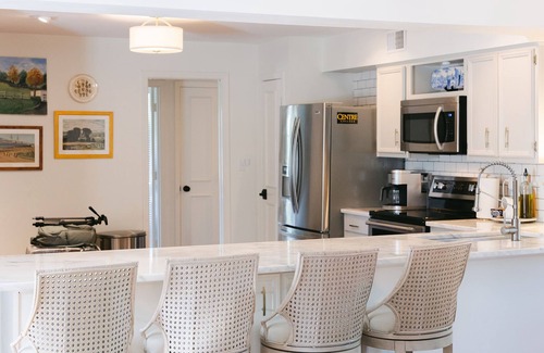 Crossgate House | Southern Comfort with Best Location in the City
