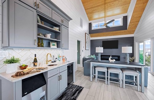 Pawleys Island House | Southern Malibu 6 Bedroom Vacation Home