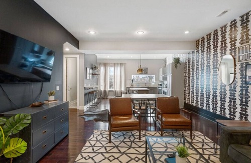 Chestnut Hill Apartment | Southern Oasis- Minutes to DT, Gulch, WeHo & 12S