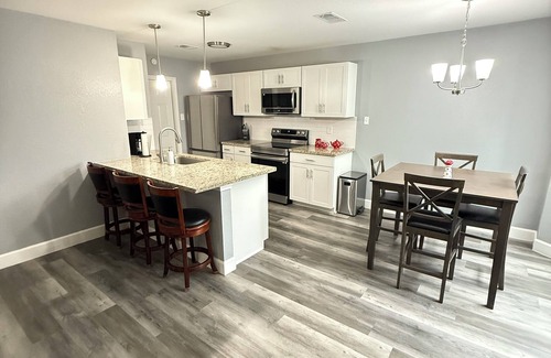 Angleton House | Southern Retreat