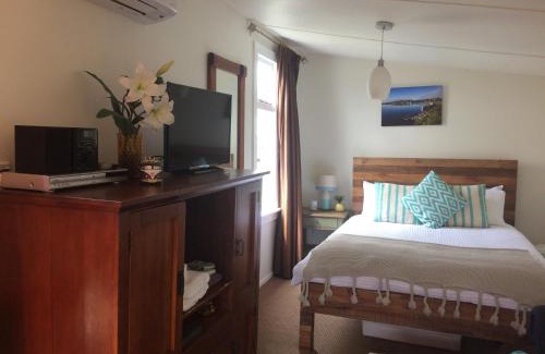 Riverton House | Southern Scenic Stargazer