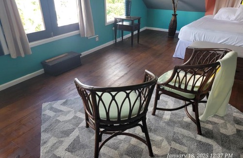 Choiseul Apartment | Southern Sunset Villa