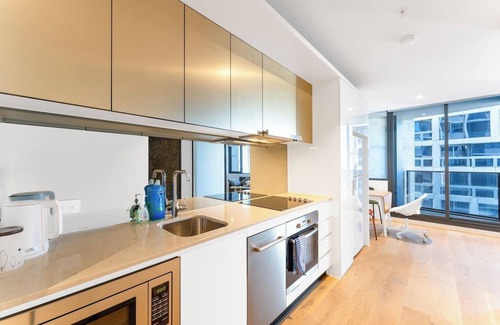 Melbourne Central Business District Apartment | SouthernCross Gem- Mel CBD/Free Tram/Skybus-Aiport