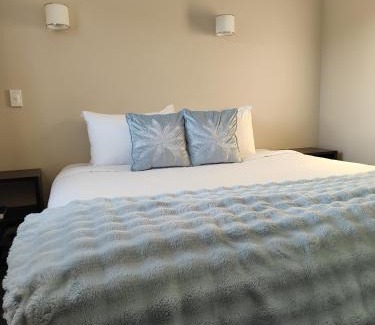 Whangamata Hotel | Southpacific Motel