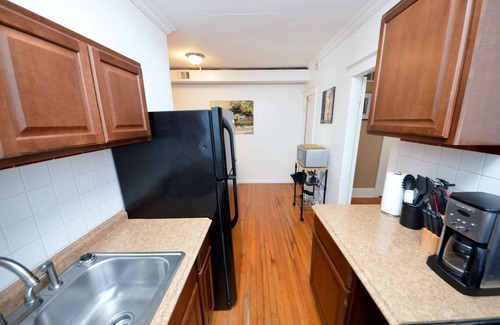 Southwest Garden Apartment | Southwest Gardens Apartment 2W- King Bed, High Speed Wi-Fi, Smart TV's