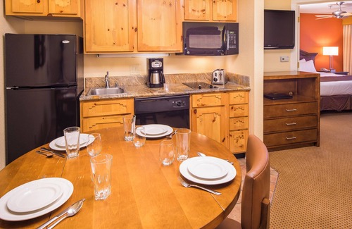 Northeast Santa Fe House | Southwest Getaway! 3 Serene Units, Kitchen, Pool, Shop at Santa Fe Place Mall