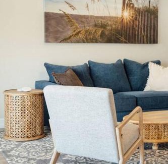 Crown Pointe House | Sovanita House Naples, FL