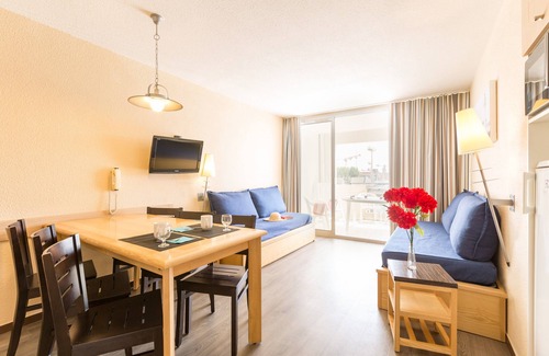 Trouville-sur-Mer Apartment | SOWELL RÉSIDENCES Le Port