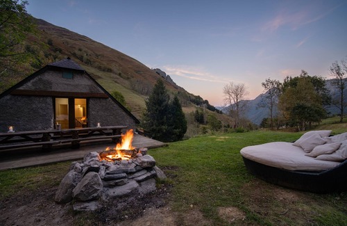 Cauterets Ski Chalet | Spa, Sauna 10min from the ski slopes, Magnificent renovated sheepfold