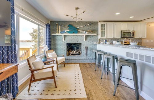 White Lake House | Spacious Lakefront Home in White Lake
