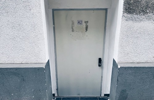 Matzleinsdorf Apartment | Space One Vienna - Sleeps 8 - Affordable & Central