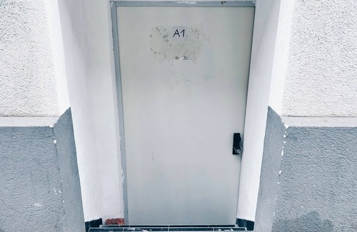 Matzleinsdorf Apartment | Space One Vienna - Sleeps 7 - Affordable & Central