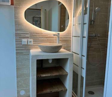 Puget-sur-Argens Apartment | Spacieux & cozy, wifi gratuit, parking, proximité plage 15 min