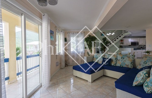 Grand Case Apartment | Spacieux Duplex at Gd Case