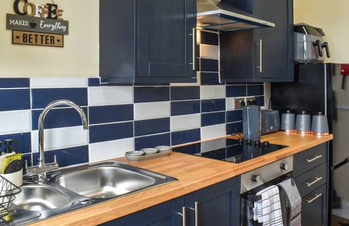 Heysham Apartment | Spacious, stylish coastal duplex with sea-view decking and balcony.