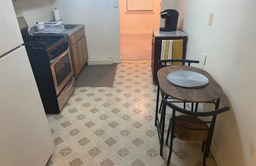 Baychester Apartment | Spacious 1 bedroom apt. Close to mall and transit