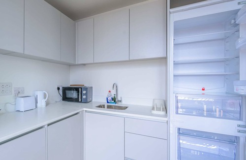 Gay Village Apartment | Spacious 1 Bedroom Apartment in Central Birmingham