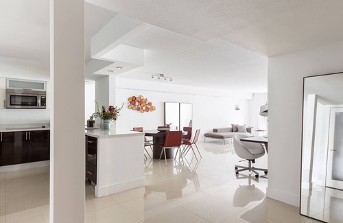 Bal Harbour Apartment | Spacious 1 Bedroom-1 Bathroom with Terrace Steps Away from Bal Harbour Beach