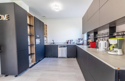 Arvert House | Spacious 120m2 HOUSE 8km from the seaside resort of Ronce Les bains