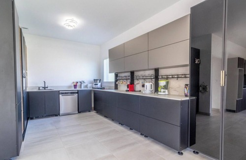 Arvert House | Spacious 120m2 HOUSE 8km from the seaside resort of Ronce Les bains