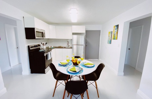 Coconut Grove Apartment | Spacious 2-Bed, 2-Bath in the Center of Miami w/Free Parking