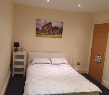 Barrow-in-Furness Apartment | Spacious 2 bed appartment next to BAE with spa bath