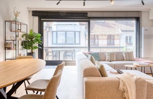 Heist Apartment | Spacious 2-Bedroom Apartment Just 30m from Knokke Beach