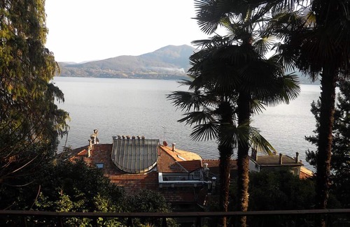 Gonte Apartment | Spacious 2 bedroom apartment with 2 balconies, pool and lake access