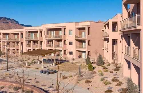 Moab Condo | Spacious 2-bedroom condo with AC, WiFi in Magical Moab