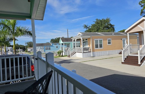 Kissimmee House | Spacious 2-Bedroom House + Golf Cart 5 Star Near Disney Mill Creek Resort 2748