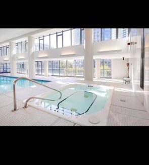 Fort York Apartment | Spacious 2 Bedroom plus Den, 2 Bath, Sleeps 5 with Balcony and Lakeview Downtown Toronto Condo