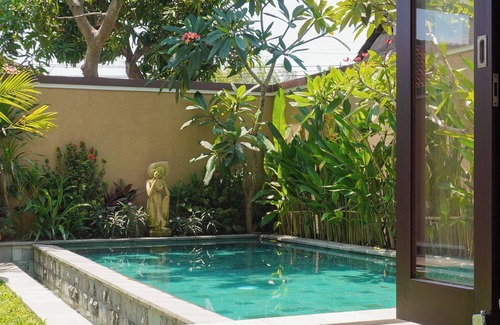 Saba Villa | Spacious 2-bedroom villa in delightful Saba, Gianyar with WiFi, AC, Rooftop