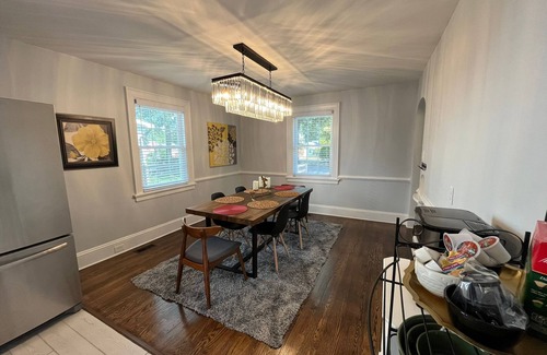 Mosby House | Spacious 2900 SQ Feet House In Ginter Park, 10 min to Everywhere