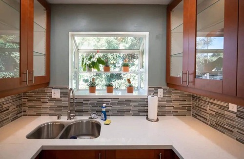 Heritage District Apartment | ✨Spacious 2B2B in Sunnyvale 🌲 Patio/AC/1000mb wifi/more…