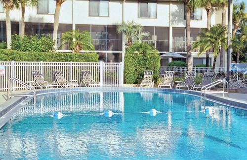 Florida Center Condo | Spacious 2BR Condo Just 1 Mile from Universal Orlando w/Resort Pool, WiFi & More