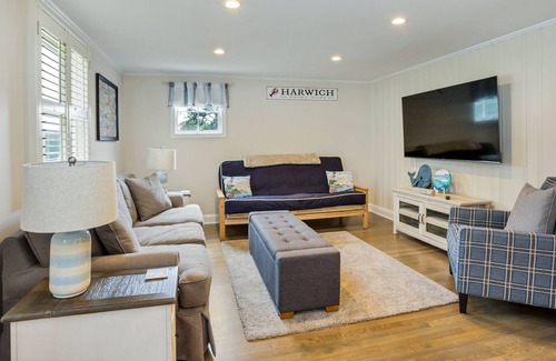 East Harwich House | Spacious 3/2 Single Level 🏠 WIFI, A/C, PELOTON, 1.2 Mi to 🏝 Close to 🚲 Path