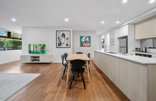 Turner Apartment | Spacious 3-Bed Home with Alfresco Dining Patio